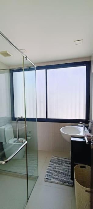 Feriehus Bangtao 600m Laguna 3bdr 3,5bath With Jacuzzi And Bbq Up To 8 Guests 5 Nights Free Taxi